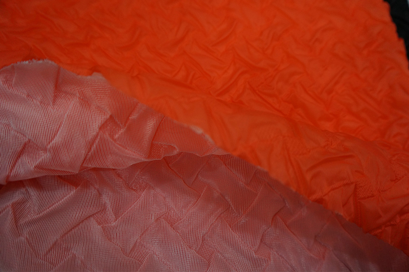 褶皺復(fù)合面料(800).jpg 褶皺復(fù)合面料(800).jpg