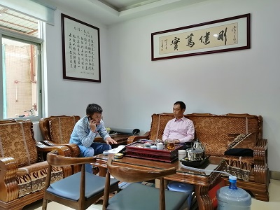 金總上門考察海綿復合機 金總上門考察海綿復合機